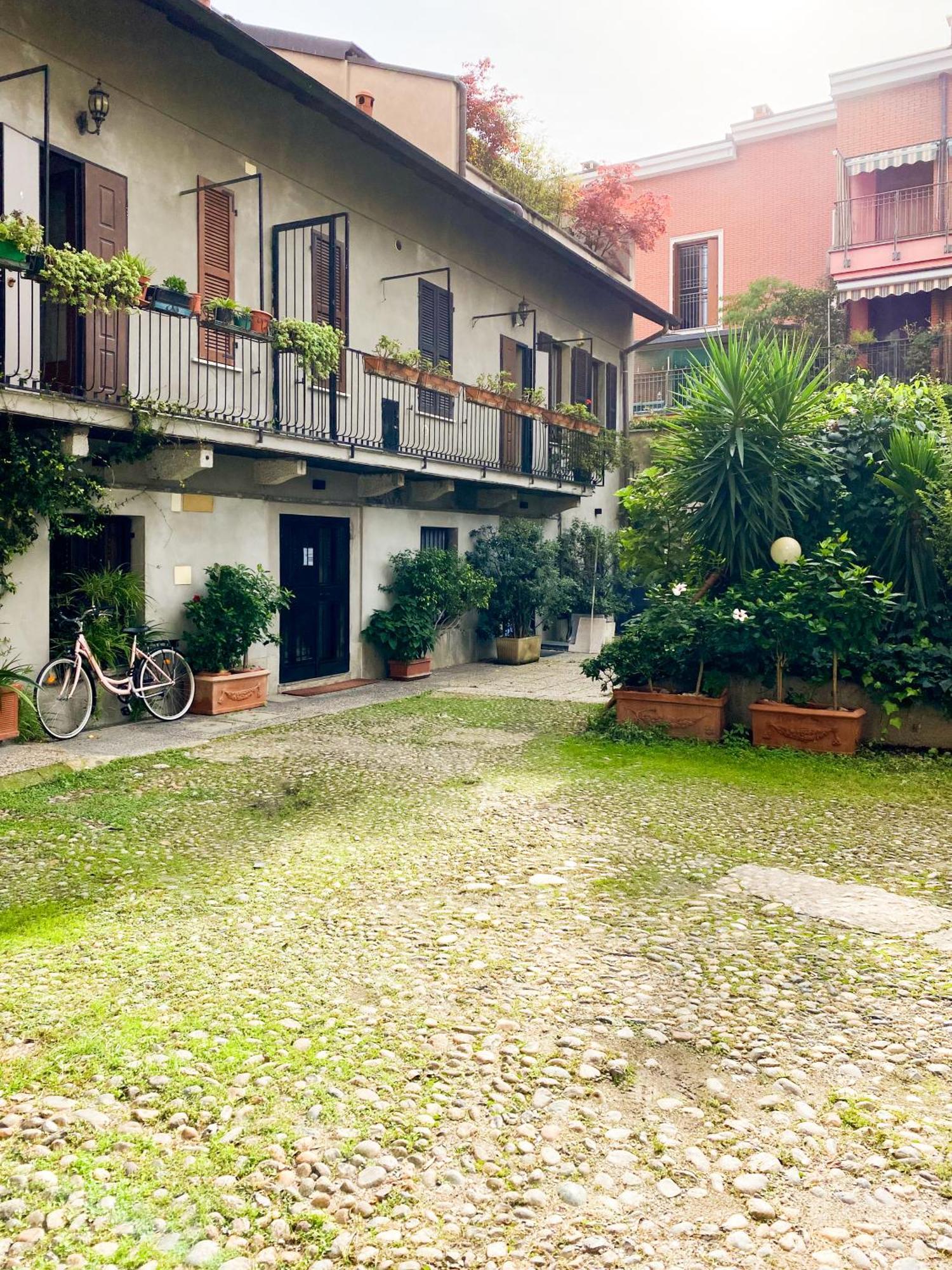 Brenta Place Milano Esterno foto